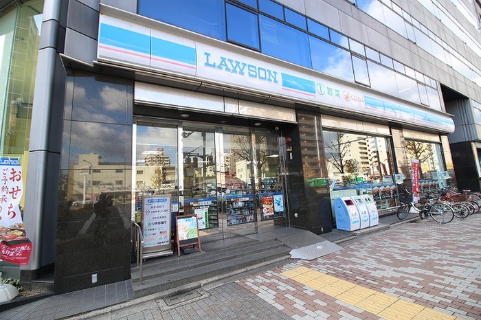 コンビニ　ローソン堀川高辻店（コンビニ）まで70m