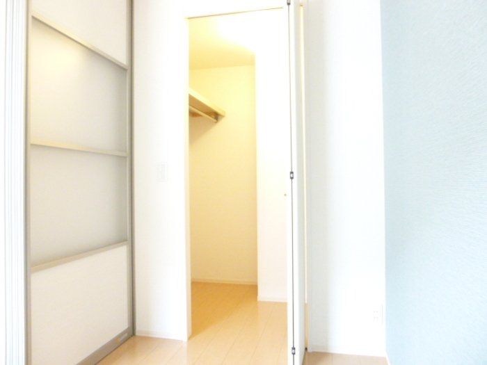 収納　※別号室参考写真です
