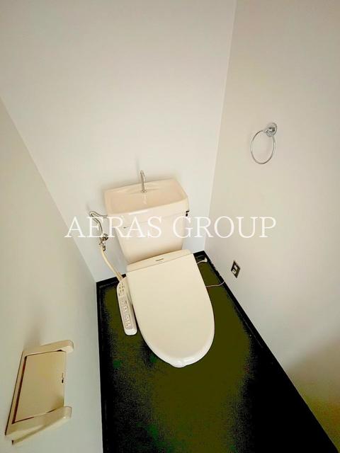 トイレ　別部屋参考。