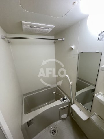 バス・シャワールーム　プレサンス梅田北ザ・ライブ　浴室