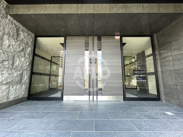 エントランス　プレサンス梅田北ザ・ライブ　エントランス