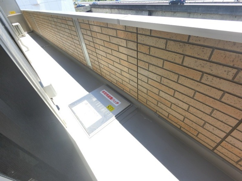 バルコニー　図面と現状に相違がある場合には現状を優先