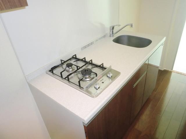 キッチン　★２口ガスのシステムキッチンです★