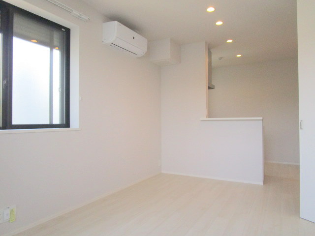 居室・リビング　★11帖のリビングダイニングキッチン★