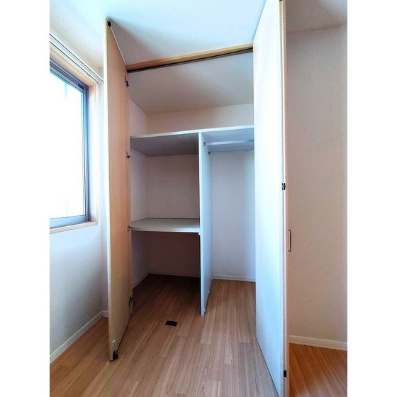 収納　洋室収納