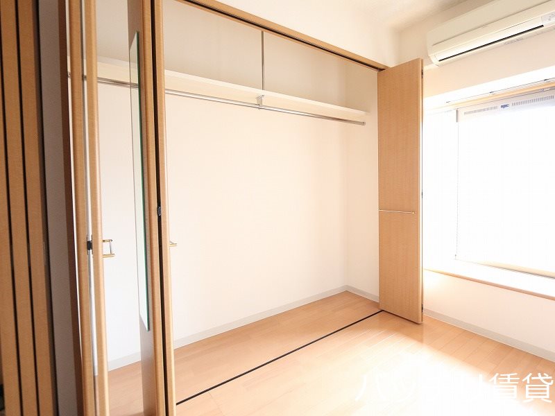 収納　別号室写真の為現況を優先致します。