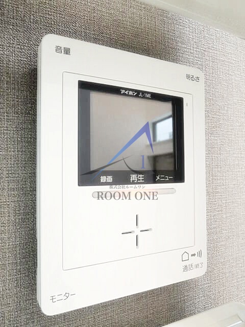 セキュリティ　モニター付きインターホンです。