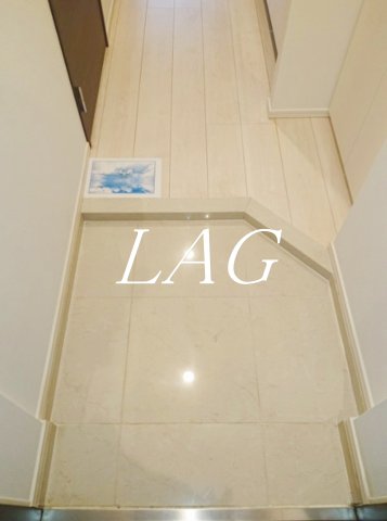 玄関　玄関です。