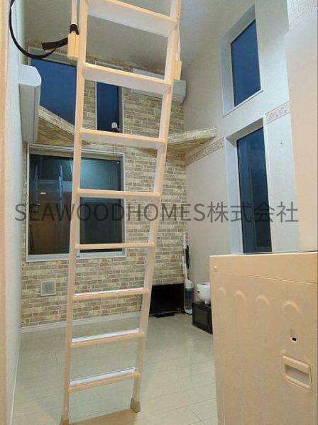 その他　２面採光で日の光をたくさん取り入れます。