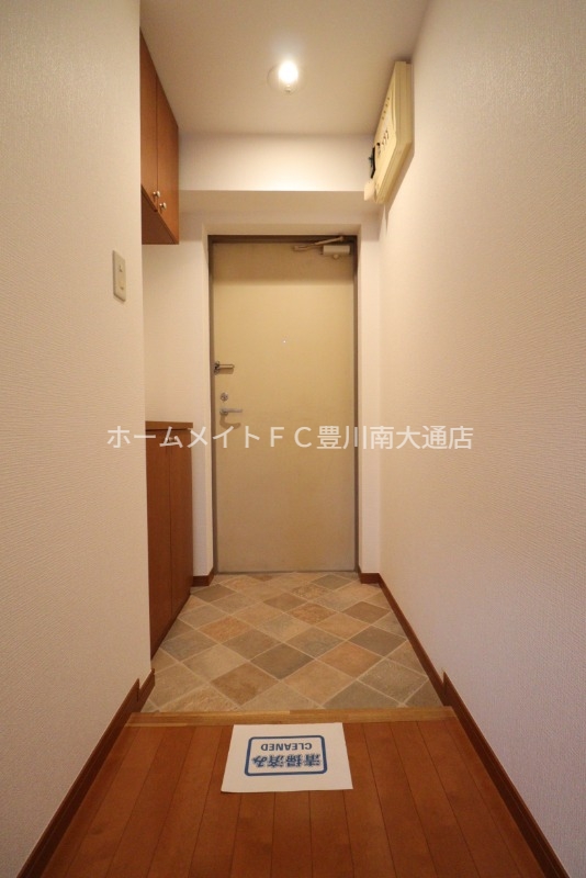 玄関　同型別部屋