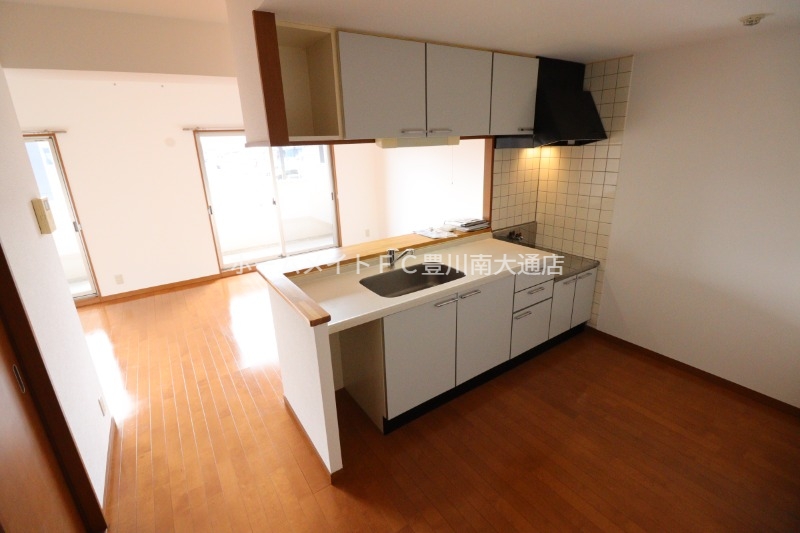 キッチン　同型別部屋