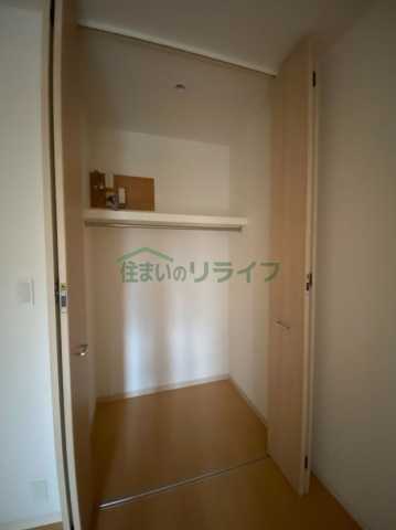 収納　レジディアタワー上池袋