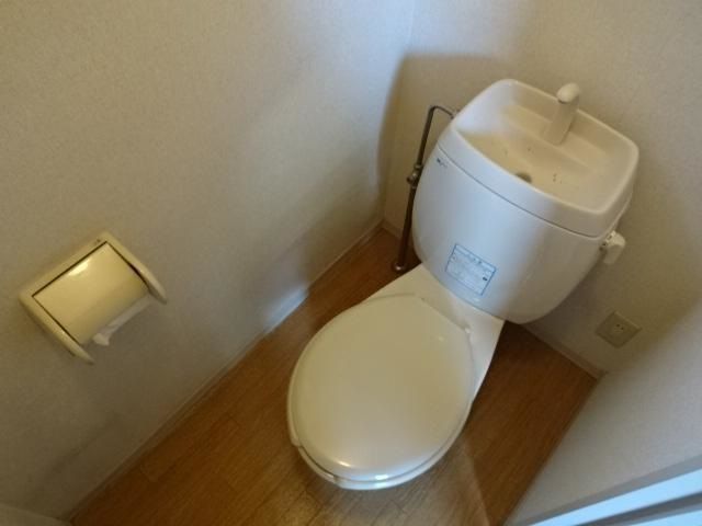 アジュール湘南のトイレ写真