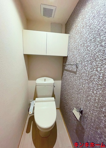 トイレ　写真は別のお部屋です。※現況優先でお願いします