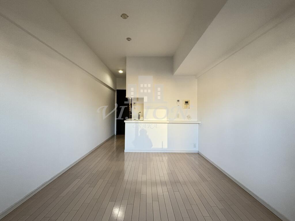 居室・リビング　別部屋の写真参照