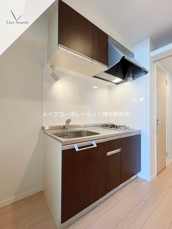 キッチン　※室内写真は棟内別部屋参考写真です