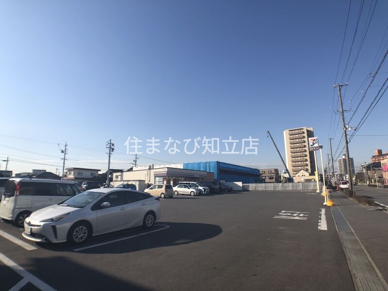 コンビニ　セブンイレブン刈谷高松町店（コンビニ）まで250m
