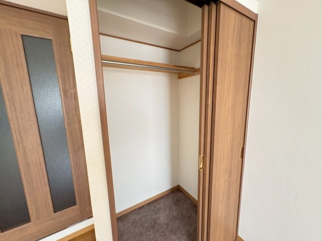 収納　湯口マンション