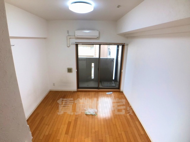 1K Mansion in Tennoji-ku, Osaka — photo 3 of 3