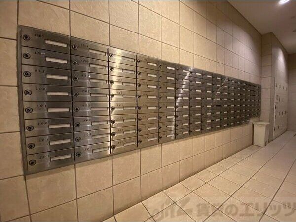 セノアタワー新大阪の外観写真