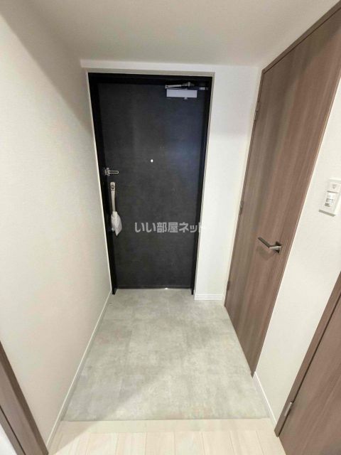 スプランディッド本町グランの玄関写真