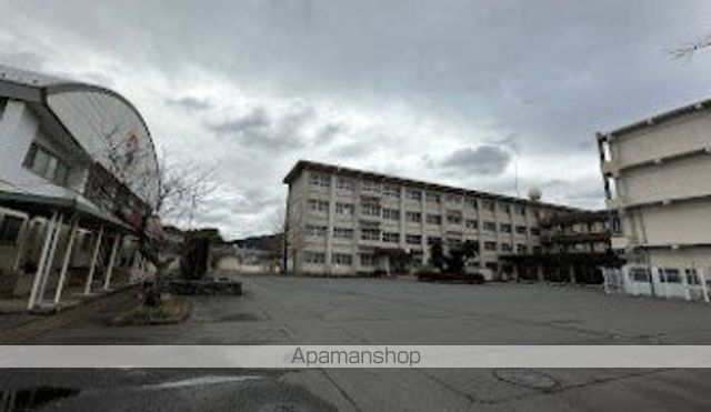 中学校　大分市立稙田南中学校（中学校）まで504m