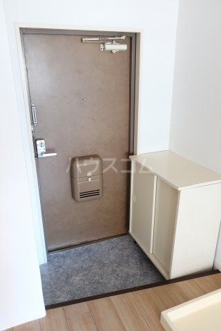 グリーンノアの玄関写真