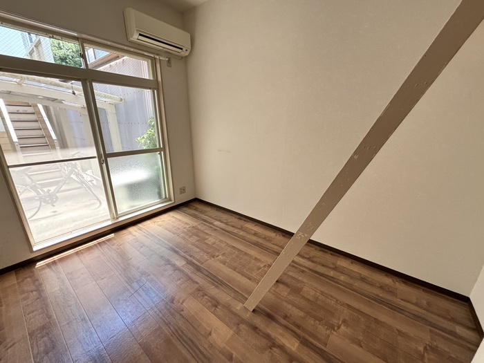 アスピア本厚木Cの居間写真