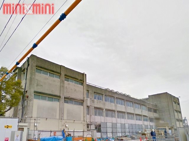 小学校　西宮市立上甲子園小学校（小学校）まで800m