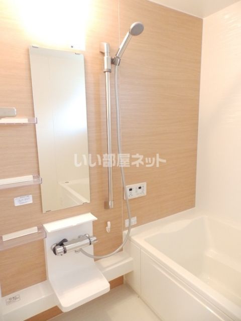 セジュールモンピの風呂写真