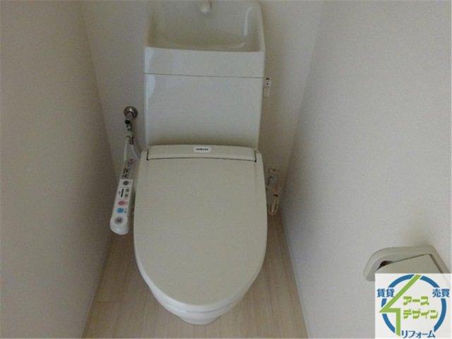 トイレ　※パース写真