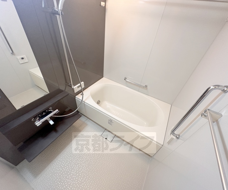 イーグルコート烏丸御池ル・シエルの風呂写真