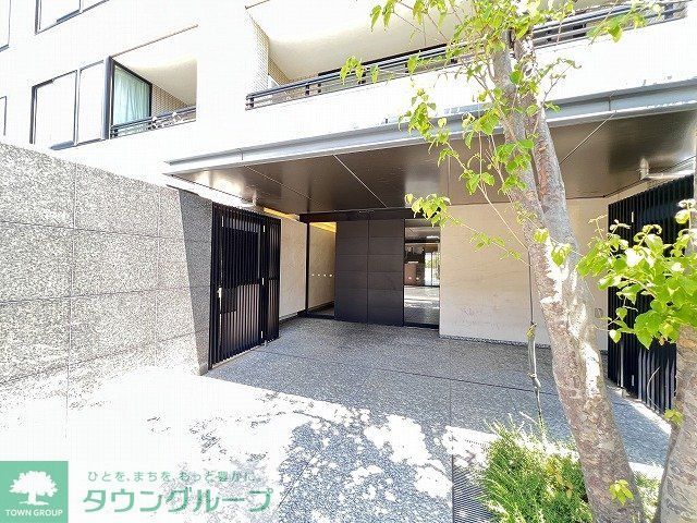 エントランス　エントランス