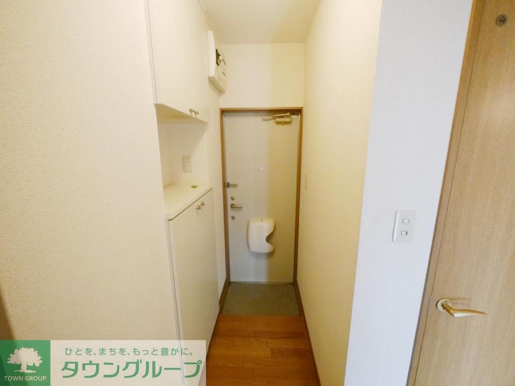 玄関　洗面