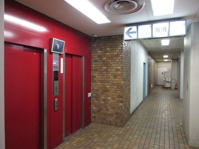 メゾンサンシャインの外観写真
