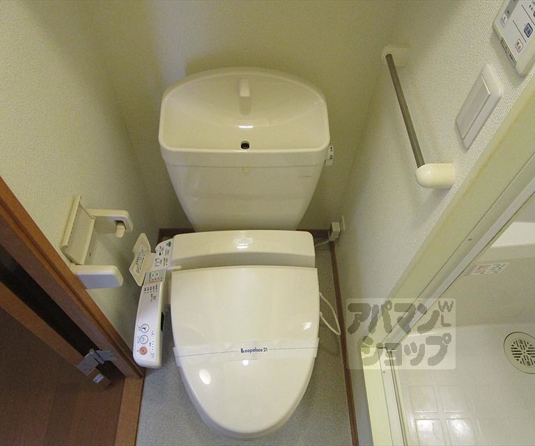 レオパレス京都鷹峯のトイレ写真