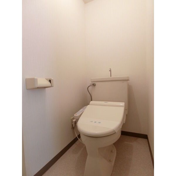 旭泉マンションのトイレ写真