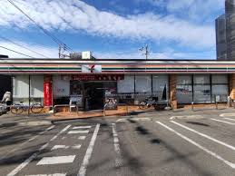 コンビニ　セブンイレブン 西鉄紫駅前店（コンビニ）まで392m