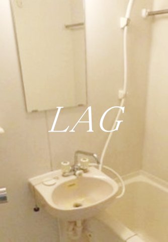 洗面設備　洗面台です。