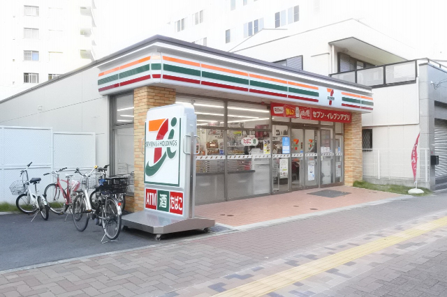 コンビニ　セブンイレブン名古屋東別院駅南店（コンビニ）まで239m