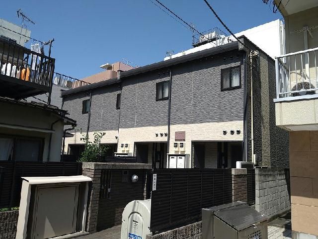 レオパレス代田橋の外観写真
