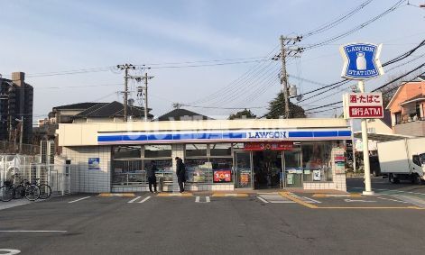 コンビニ　ローソン和泉万町店（コンビニ）まで479m