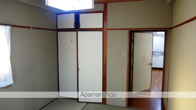 阪急今津線 門戸厄神駅 徒歩11分 3階建 築40年の内装写真