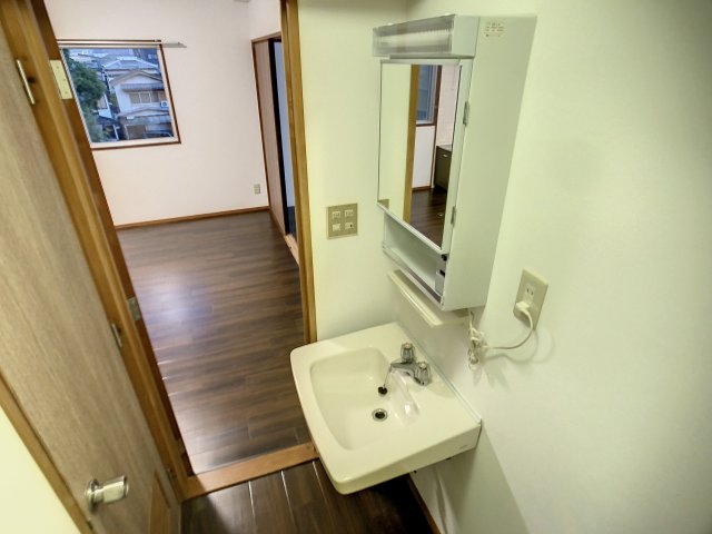 洗面設備　2022年11月撮影※現況を優先致します。