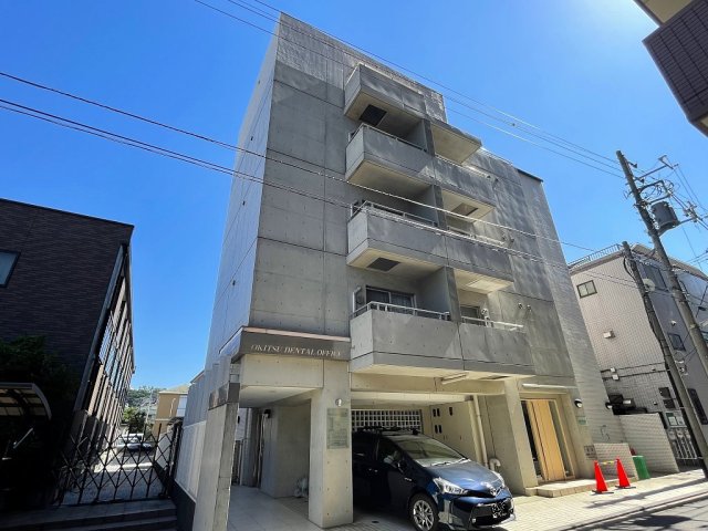 建物外観　スタイリッシュな外観