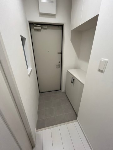 S FLATさくら夙川の玄関写真