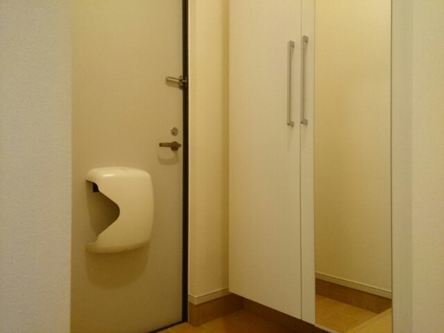 コッティIの玄関写真