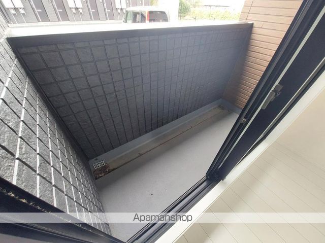 仙台市地下鉄南北線 泉中央駅 バス乗車時間：49分 最寄りバス停で下車 徒歩7分 2階建 築1年の内装写真
