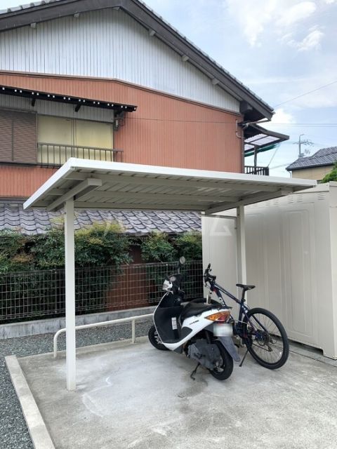 オアシス東豊 A棟の外観写真