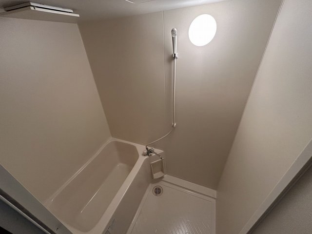 二宮町3丁目連棟住居の風呂写真